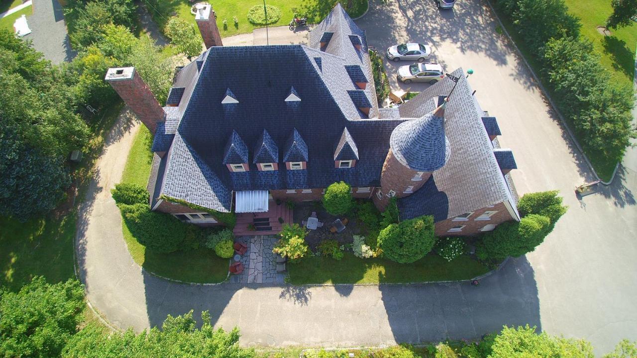 Chateau Murdock Gite Et Esthetique 1950 Saguenay Zewnętrze zdjęcie